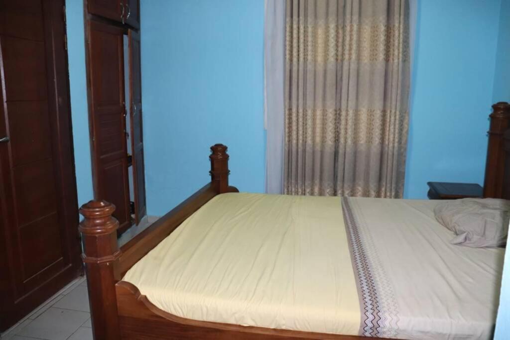 Residence Jeanne A Yaounde Odza Messamengo Luaran gambar