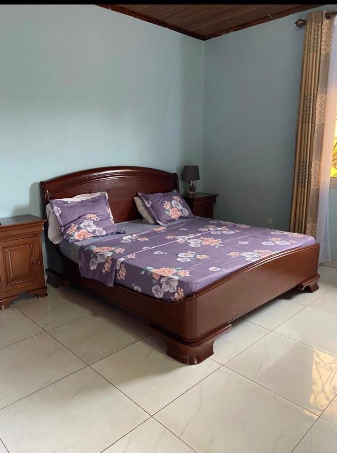 Residence Jeanne A Yaounde Odza Messamengo Luaran gambar
