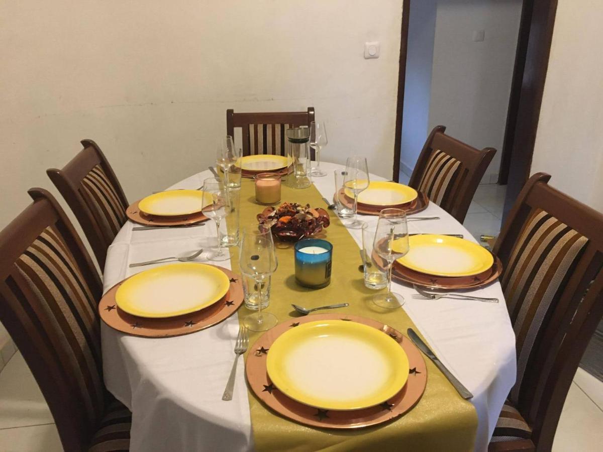 Residence Jeanne A Yaounde Odza Messamengo Luaran gambar